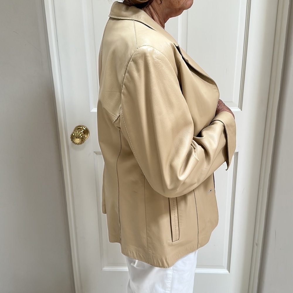 Peruzzi leather jacket. Women’s size 50. Tan​​​​​​​​​​​​​​​​​ - Picture 4 of 11